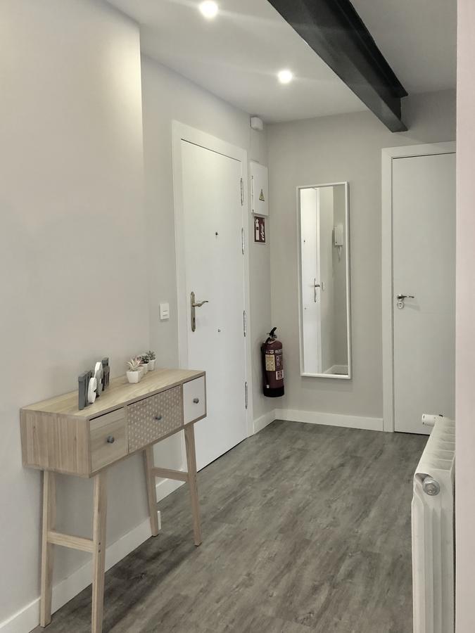 Plaza 5 Carabanchel Apartment Madrid Extérieur photo